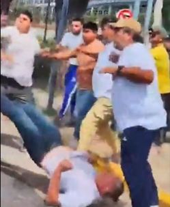 Pelea taxistas